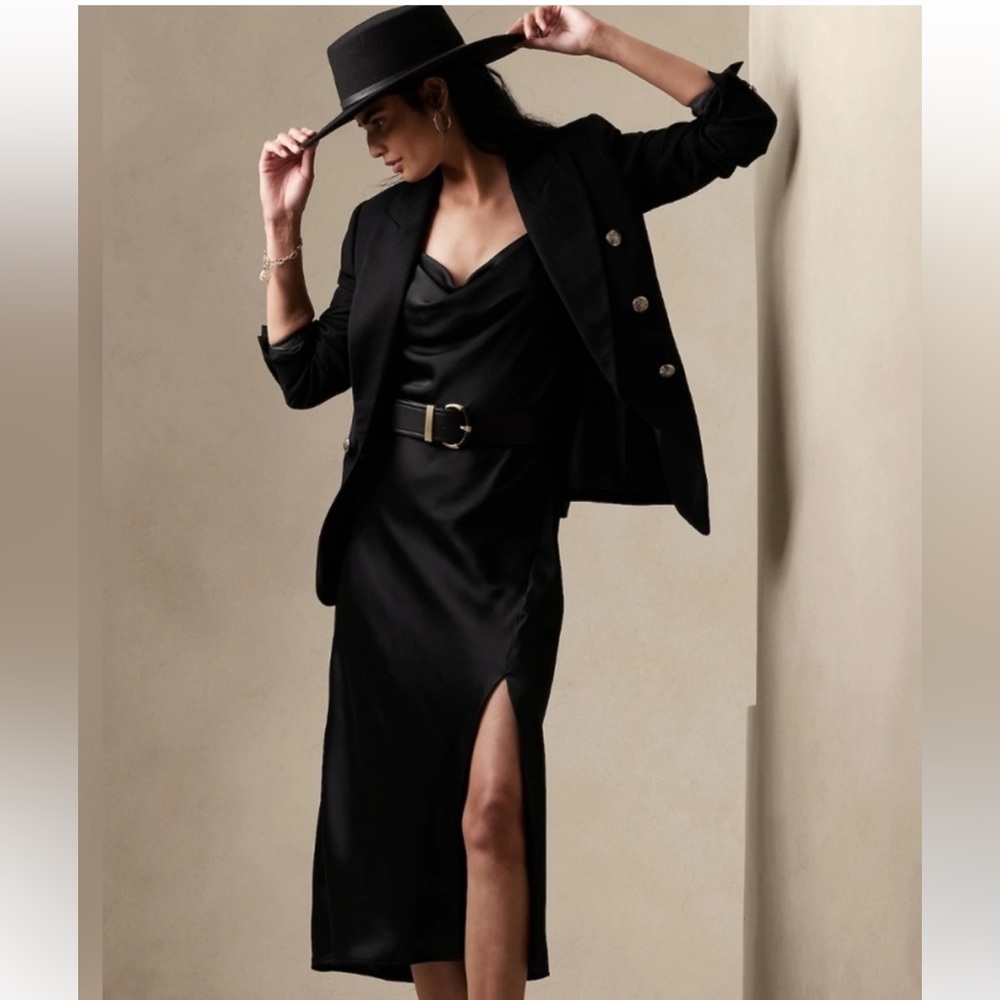 NWT: Banana Republic Factory slip dress, size L.